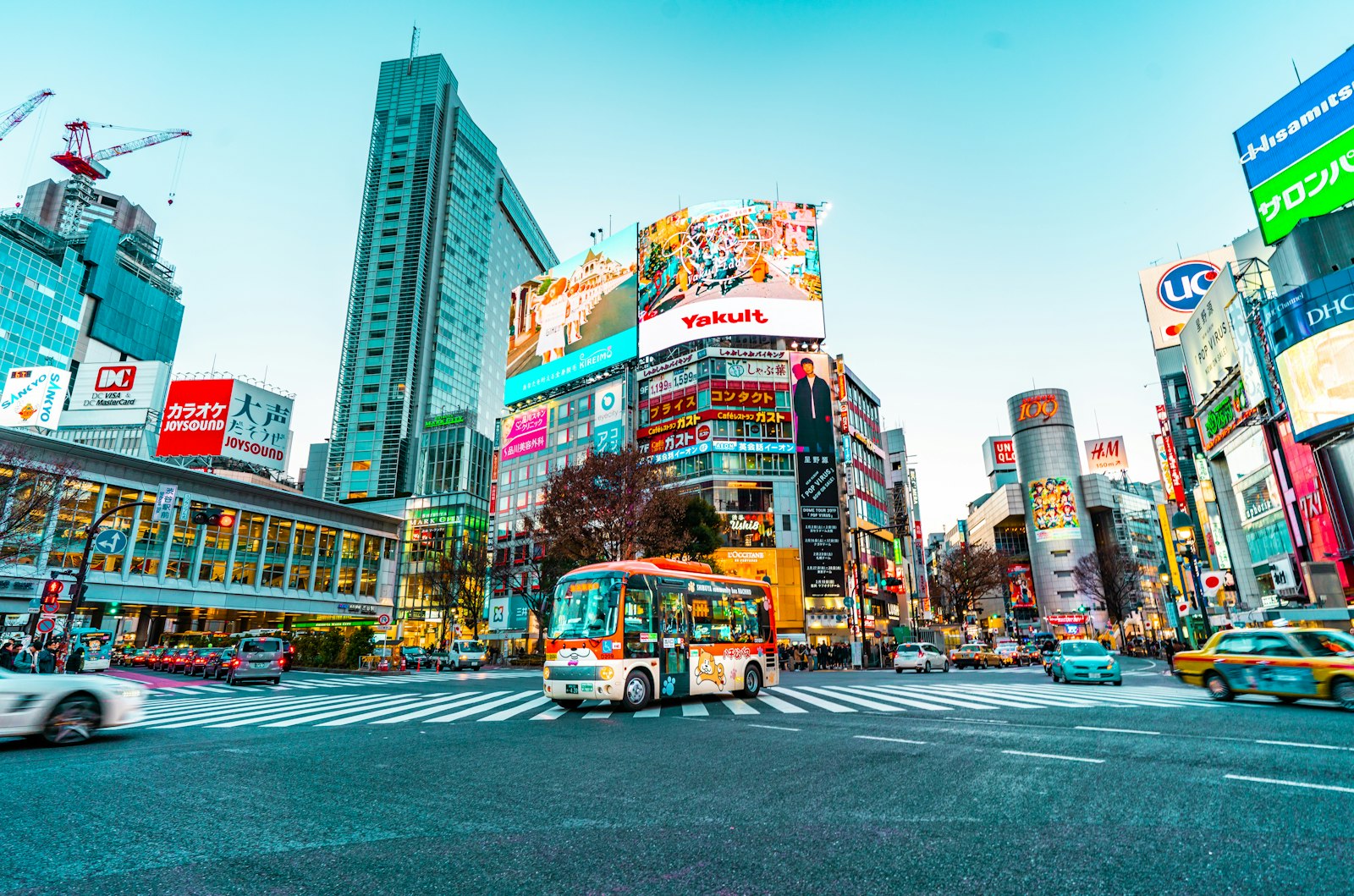 Tokyo 4-Day Itinerary — Shibuya Crossing